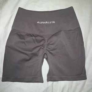 Alphalete Amplify Shorts - Storm Gray